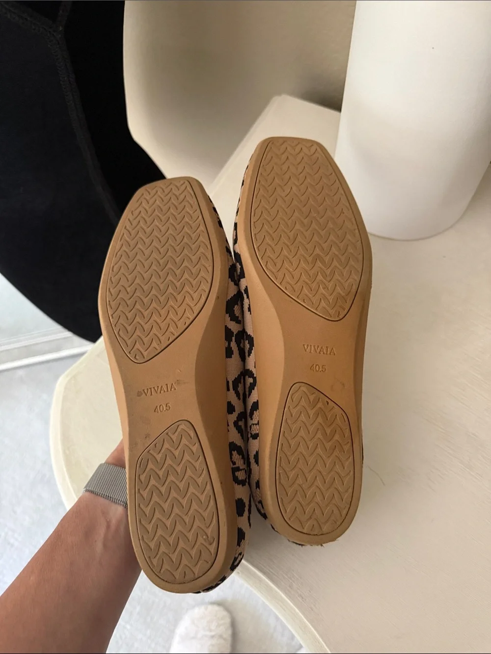 Vivaia Lightweight Square-Toe V-Cut Flats (Margot Walker)